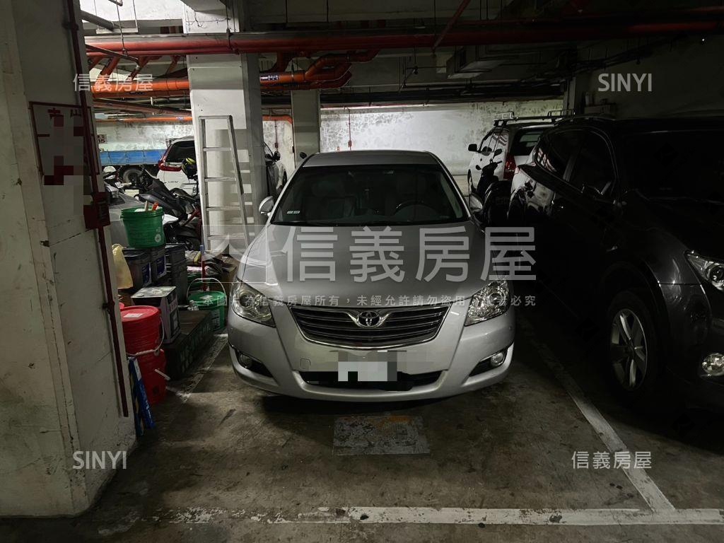 環堤邊間景觀高樓四房車位房屋室內格局與周邊環境