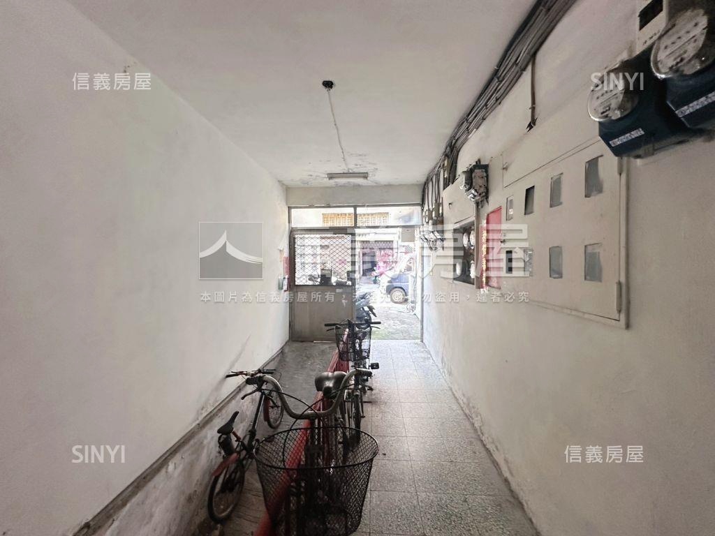 近西屯國小美套房房屋室內格局與周邊環境