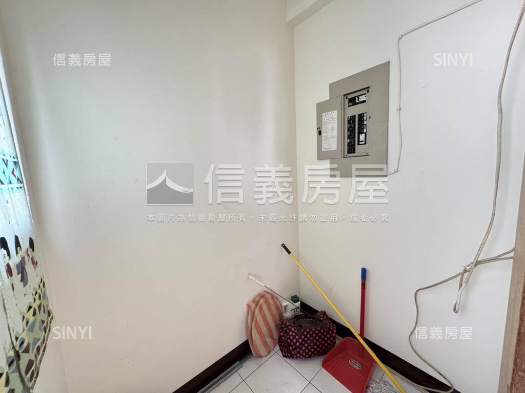 文教新城大三房房屋室內格局與周邊環境