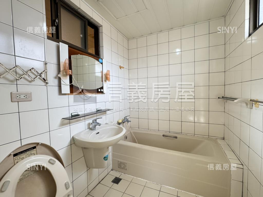 文教新城大三房房屋室內格局與周邊環境