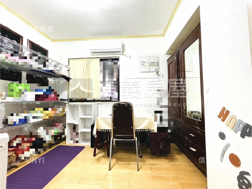 國泰書香世家四房車位房屋室內格局與周邊環境