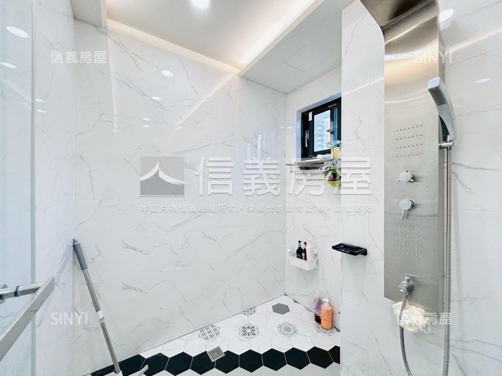 黃金三角窗獨棟透店房屋室內格局與周邊環境