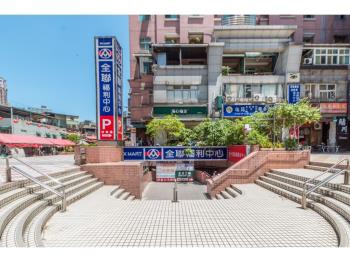 觀海極品１＋２樓黃金店面