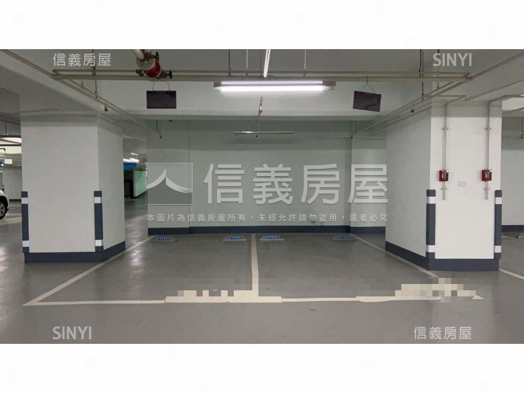 水沐青華朝南雙車位裝潢戶房屋室內格局與周邊環境