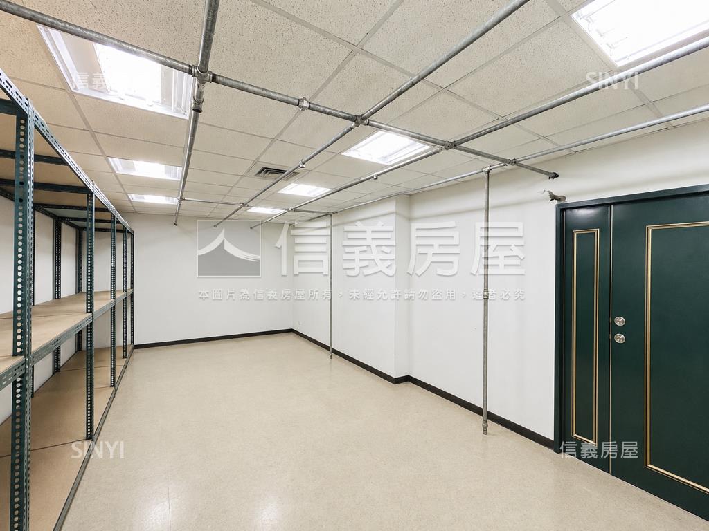 湯城大坪數辦公＋車位房屋室內格局與周邊環境