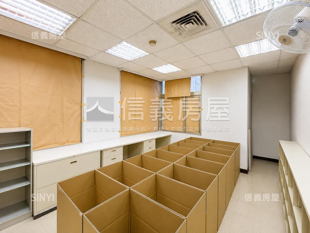 湯城大坪數辦公＋車位房屋室內格局與周邊環境