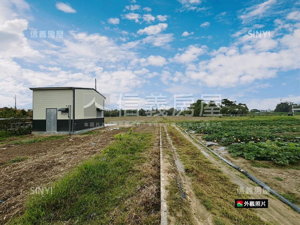 新市近國８農地有資材室房屋室內格局與周邊環境