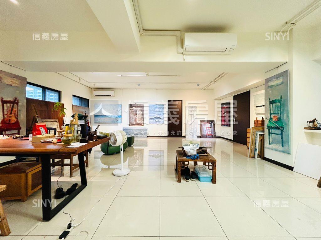 馥樂‧尊爵三房雙車位房屋室內格局與周邊環境