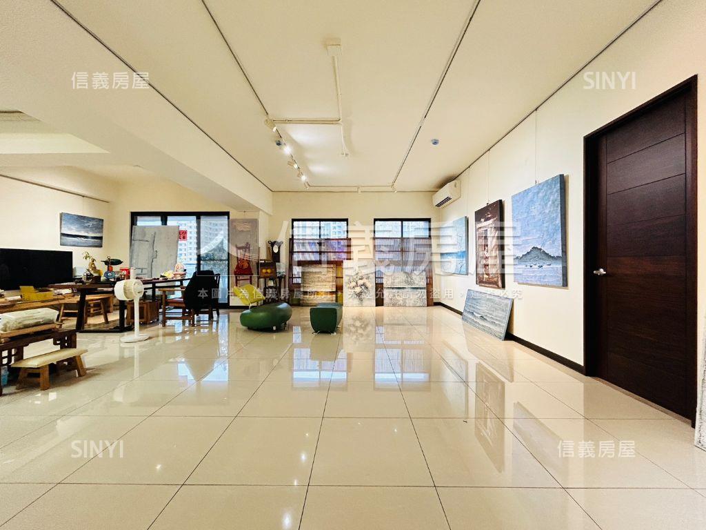 馥樂‧尊爵三房雙車位房屋室內格局與周邊環境