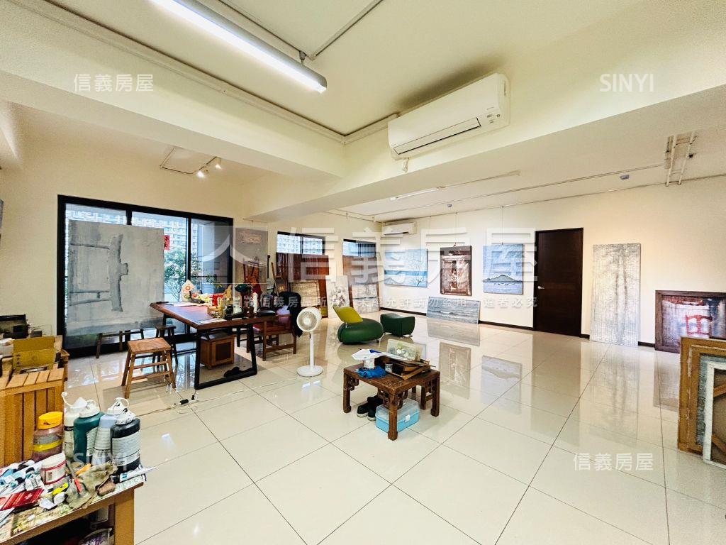 馥樂‧尊爵三房雙車位房屋室內格局與周邊環境