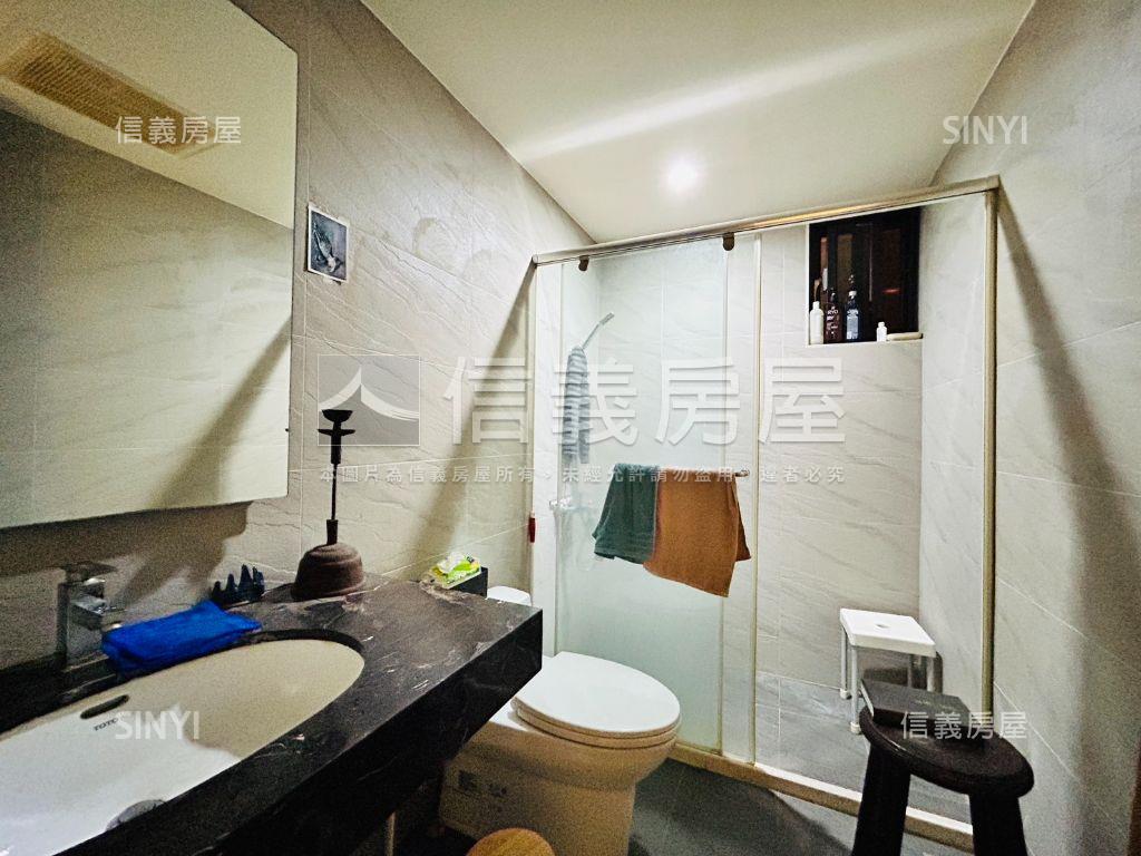 馥樂‧尊爵三房雙車位房屋室內格局與周邊環境