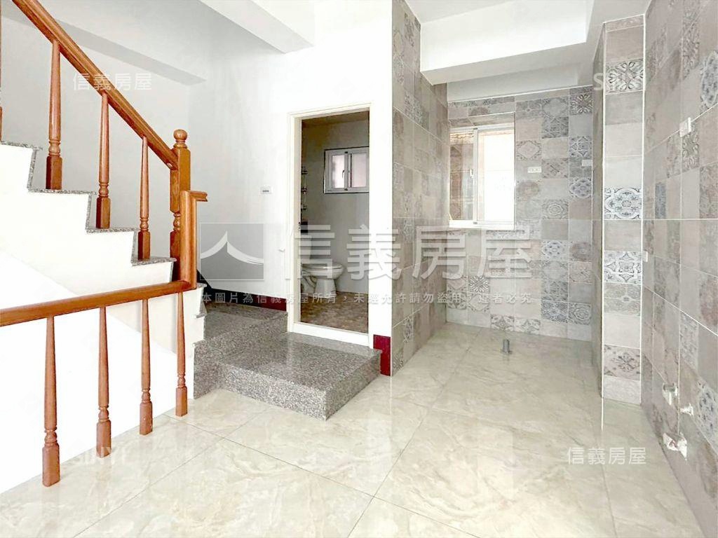 蓮潭綠境｜森活邊間美透天房屋室內格局與周邊環境