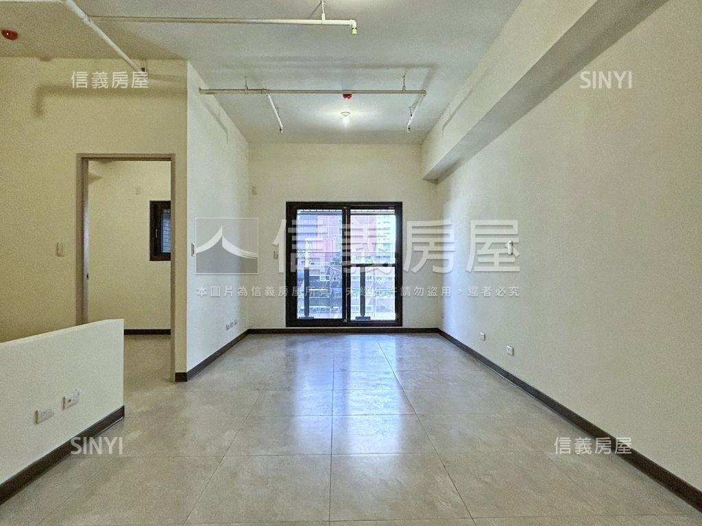 愛情河左岸大陽台方正美宅房屋室內格局與周邊環境