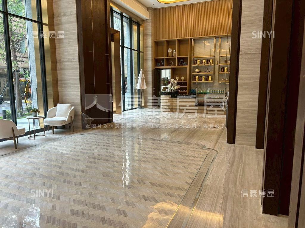 愛情河左岸大陽台方正美宅房屋室內格局與周邊環境
