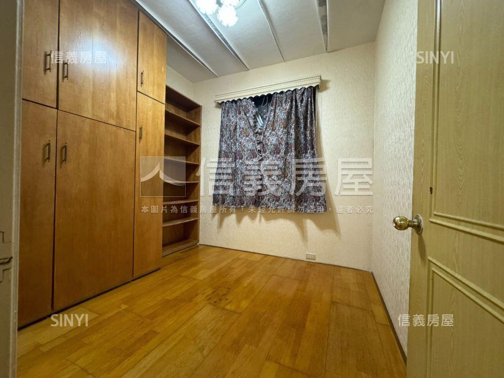 雙捷運公寓３樓房屋室內格局與周邊環境