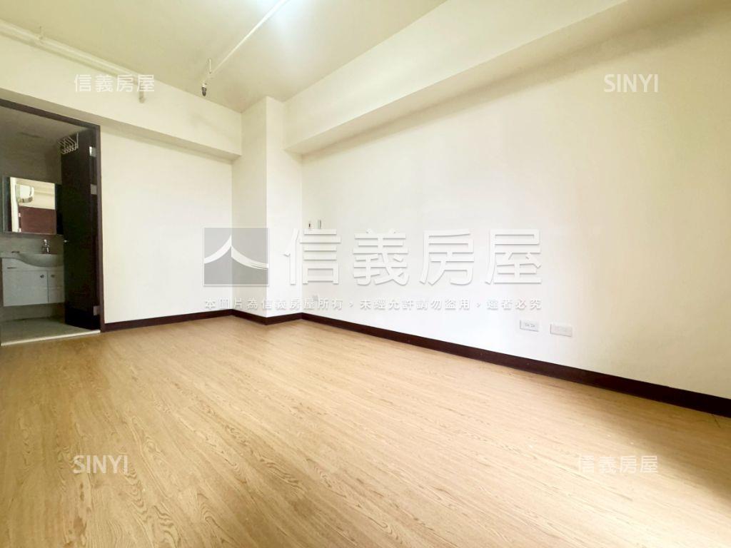 海洋都心Ⅱ景觀朝南樓中樓房屋室內格局與周邊環境