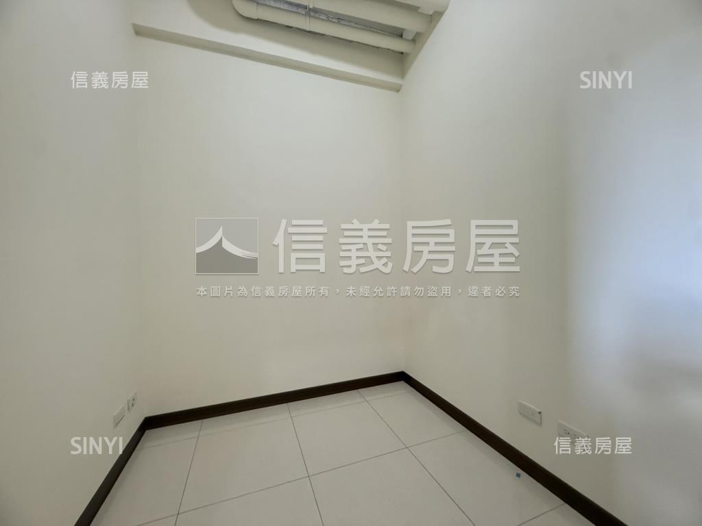 崇利華漾帝王美景房屋室內格局與周邊環境