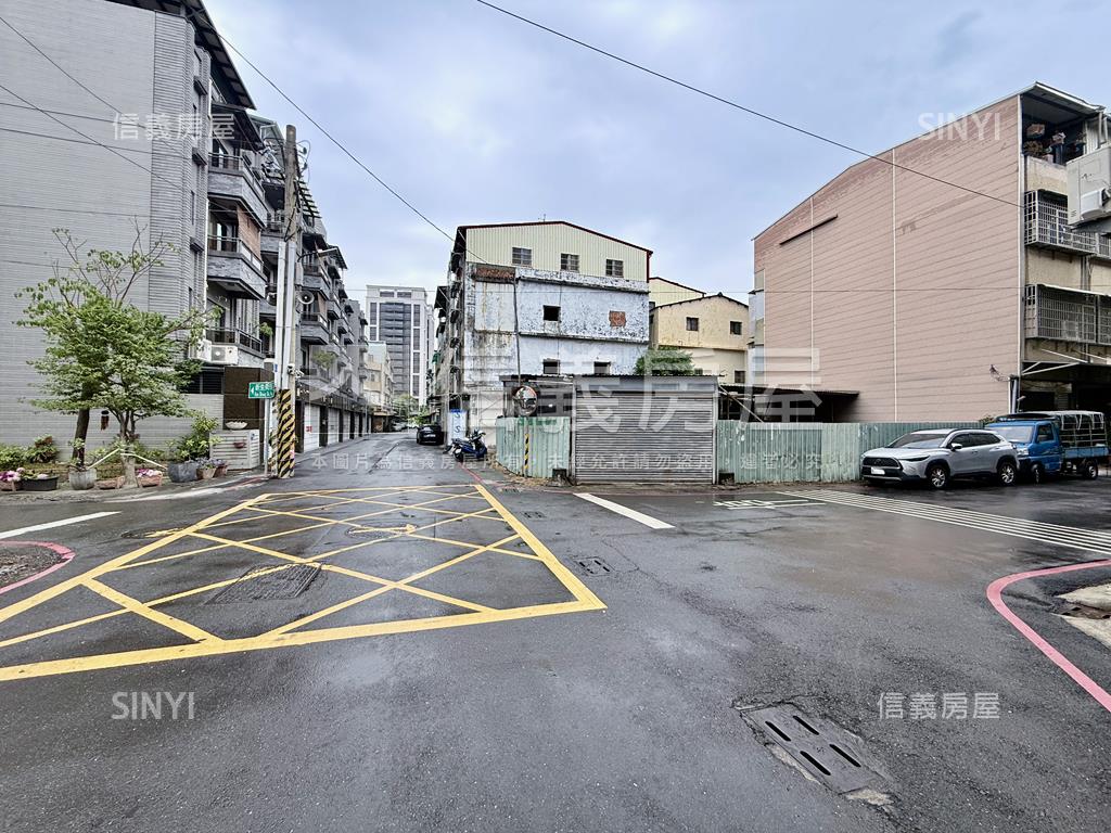 火車站忠孝街騎樓透天房屋室內格局與周邊環境