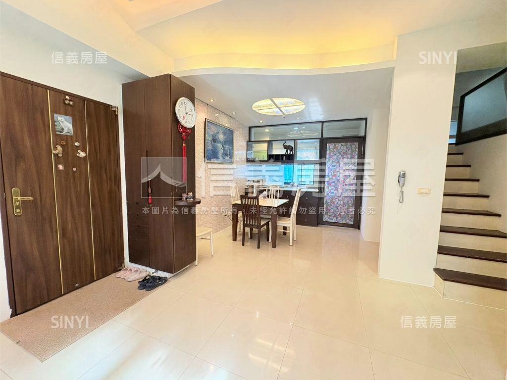 一品博觀大４房房屋室內格局與周邊環境