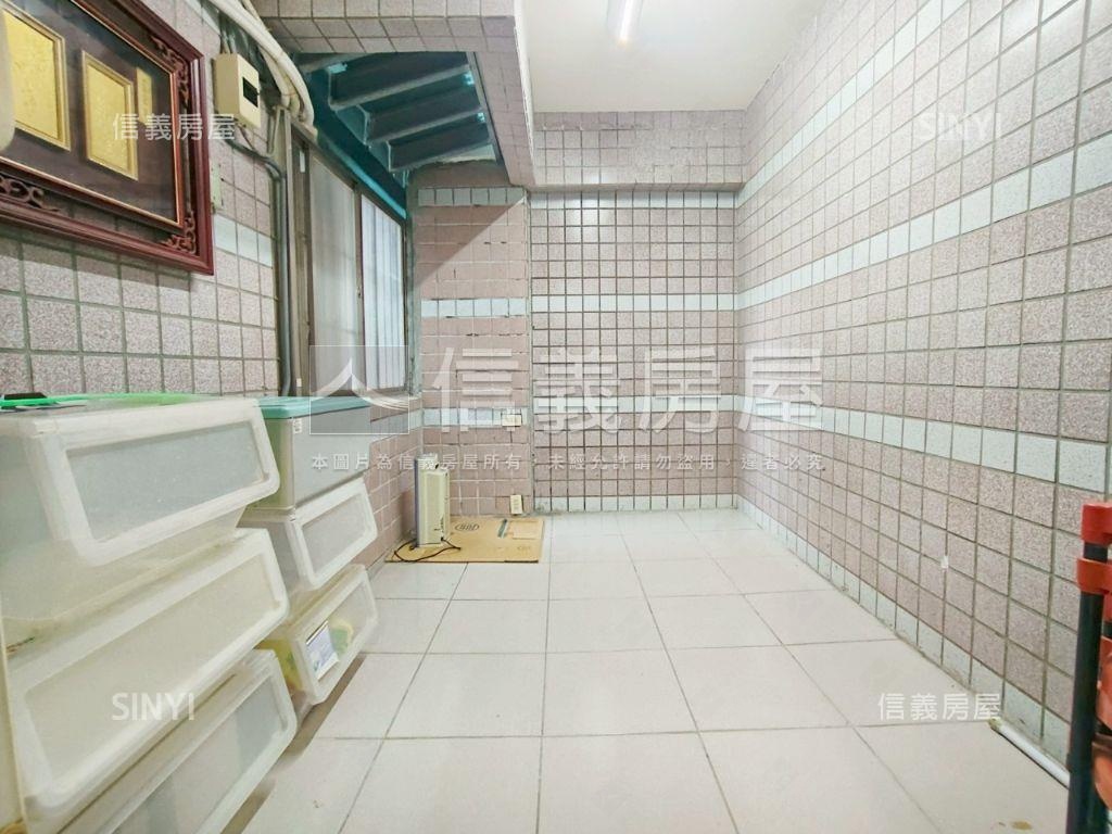 住店５房大空間稀有釋出房屋室內格局與周邊環境