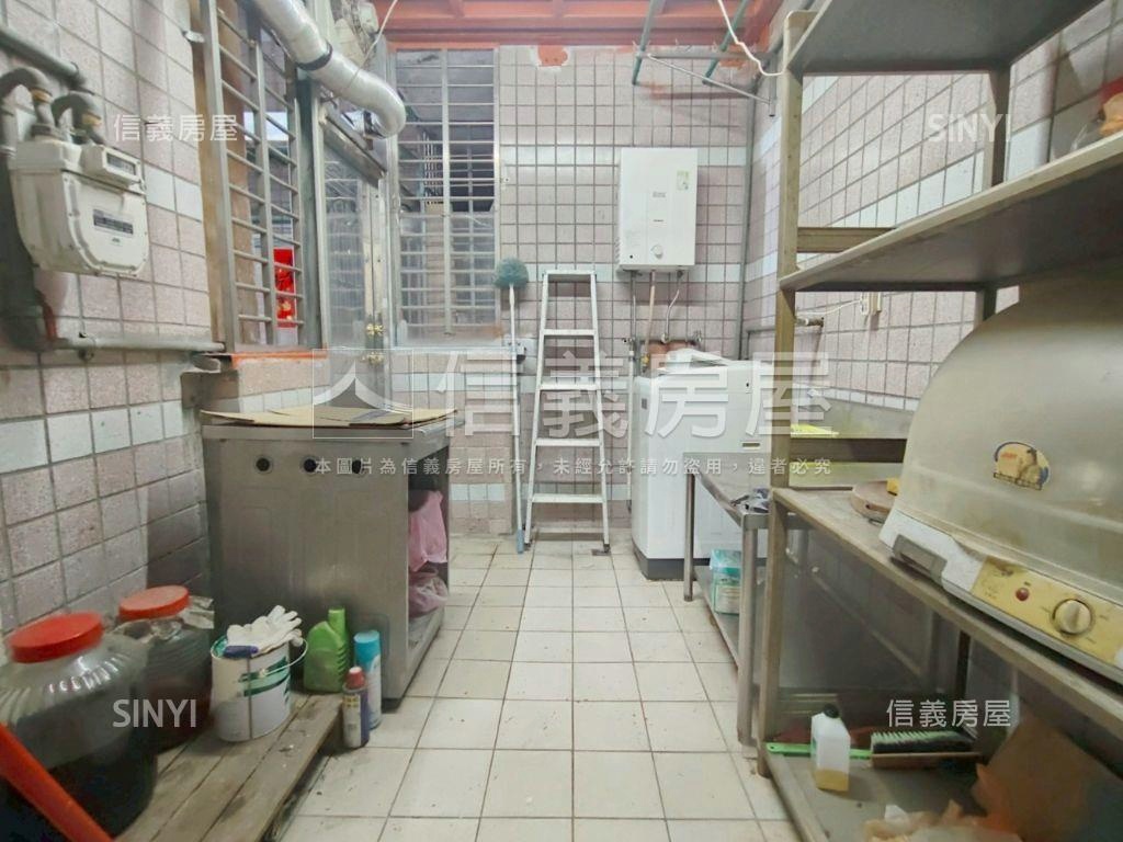 住店５房大空間稀有釋出房屋室內格局與周邊環境