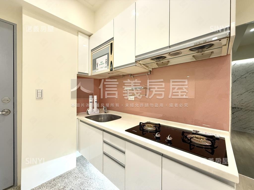 電梯兩房邊間裝潢美屋房屋室內格局與周邊環境