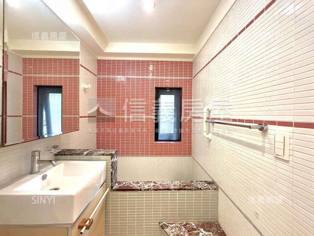 電梯兩房邊間裝潢美屋房屋室內格局與周邊環境