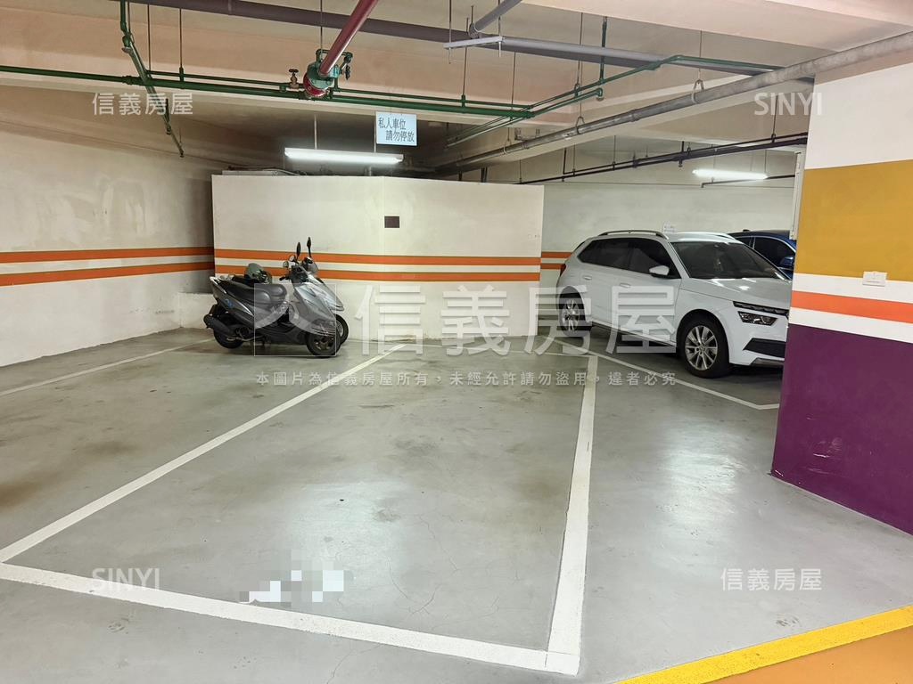 極上寓邊間採光三房車位房屋室內格局與周邊環境
