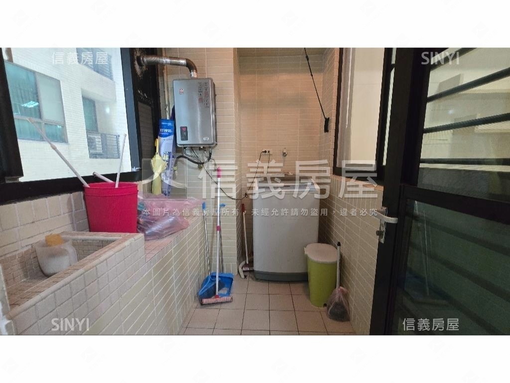 近未來Ｇ１０鶴岡三房車位房屋室內格局與周邊環境