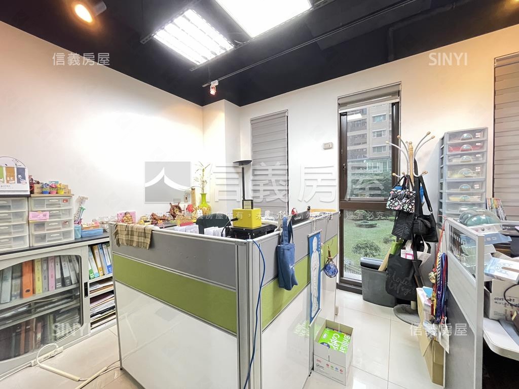 稀有新北郡●釋出邊間大戶房屋室內格局與周邊環境