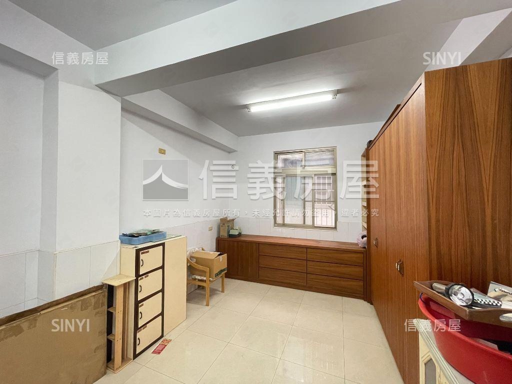 五甲正街美透天房屋室內格局與周邊環境