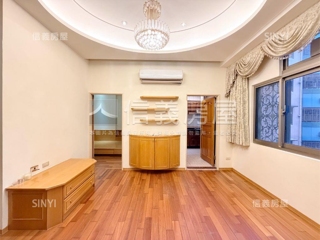 逸仙雅仕２＋１房附車位房屋室內格局與周邊環境