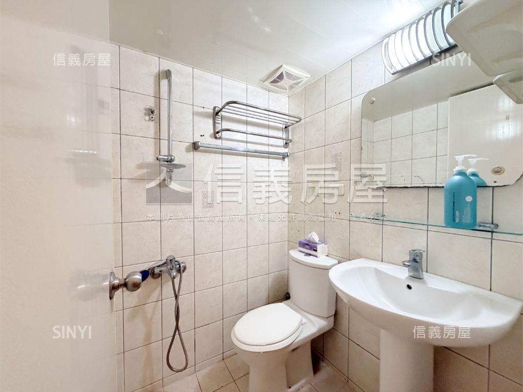 逸仙雅仕２＋１房附車位房屋室內格局與周邊環境