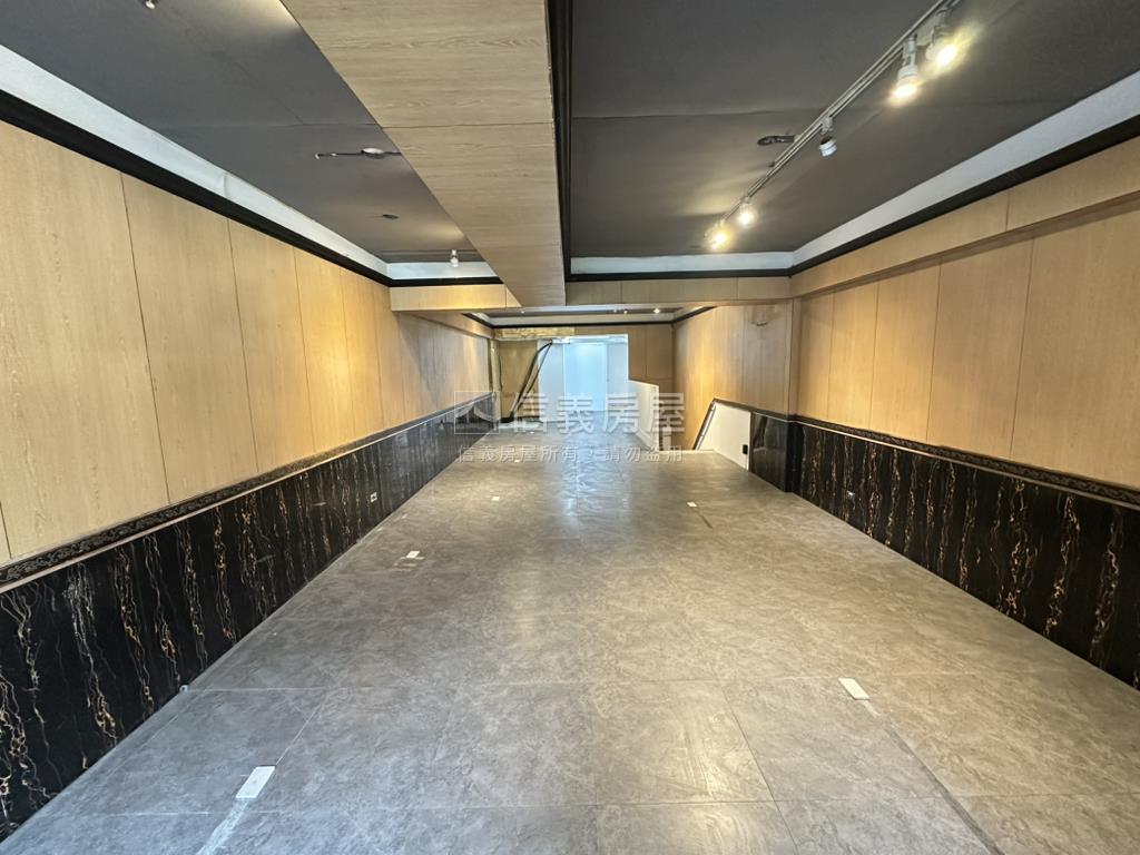 大立商圈公園首排金店面房屋室內格局與周邊環境