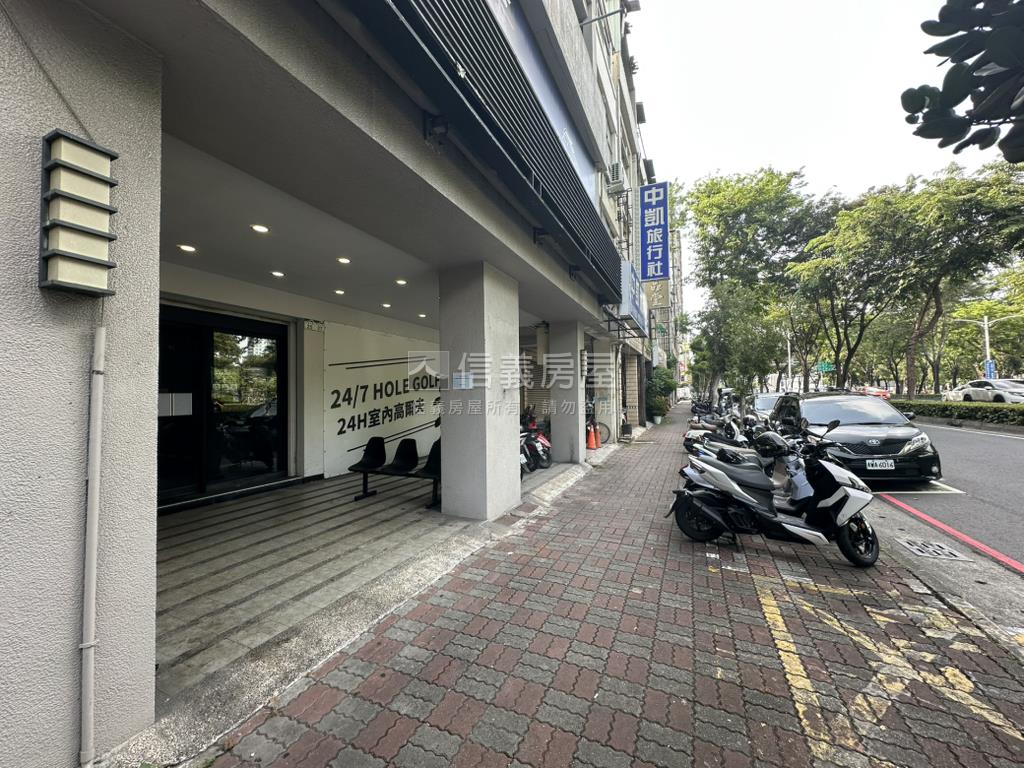 大立商圈公園首排金店面房屋室內格局與周邊環境