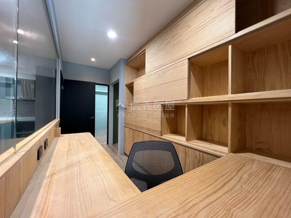 鶼鰈情深藝術三房房屋室內格局與周邊環境