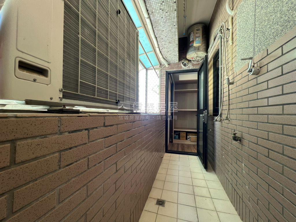 鶼鰈情深藝術三房房屋室內格局與周邊環境