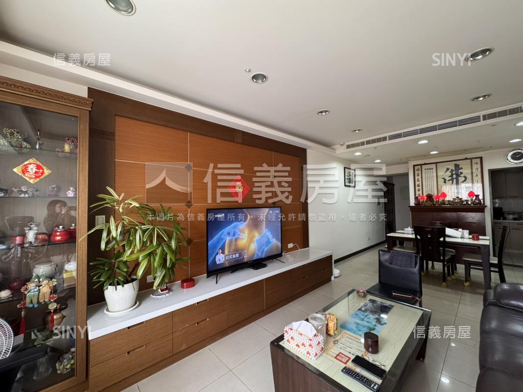 寶格麗高樓４房平面車位房屋室內格局與周邊環境