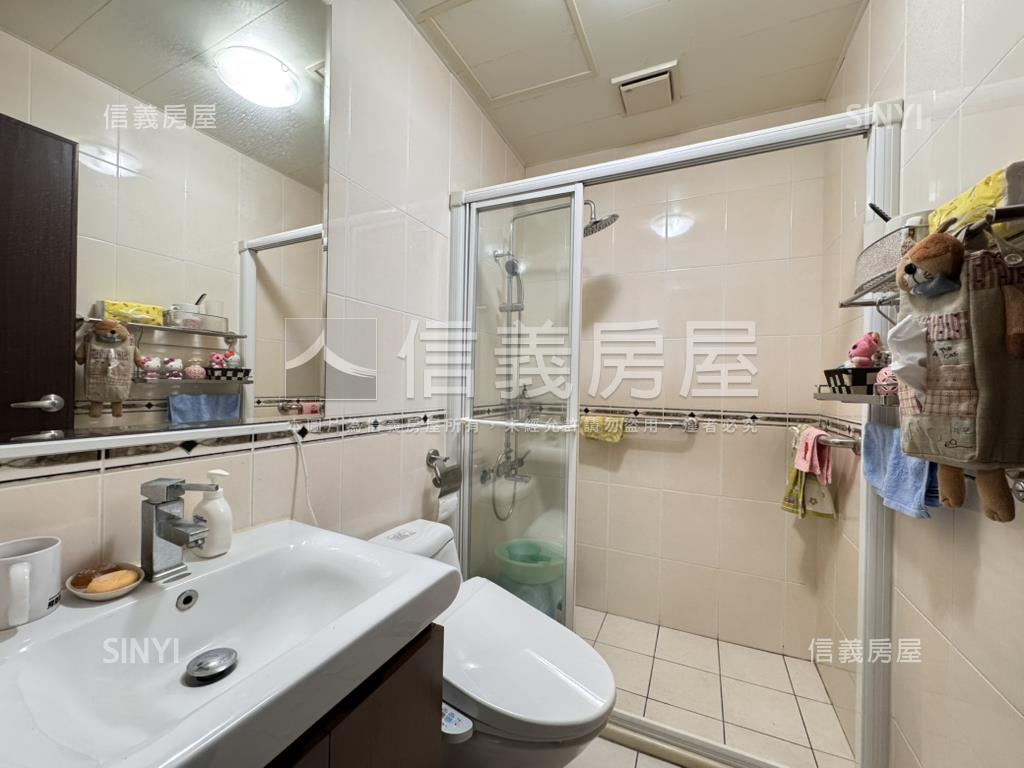 寶格麗高樓４房平面車位房屋室內格局與周邊環境