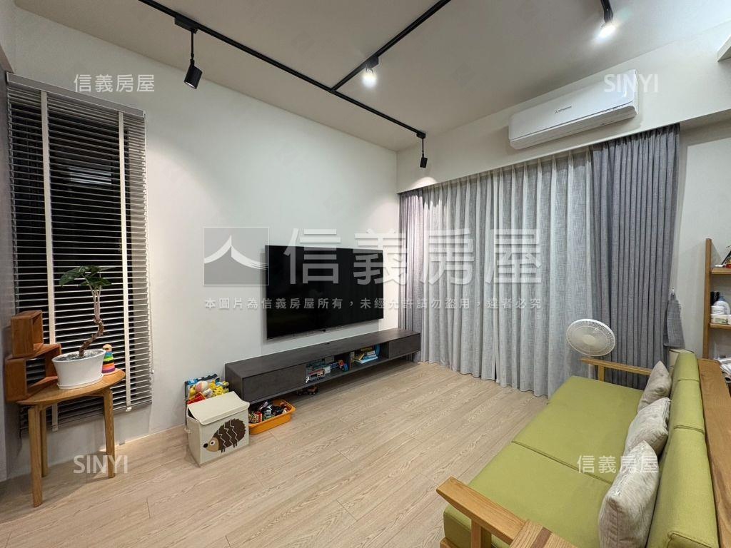新家華家里人美三房房屋室內格局與周邊環境