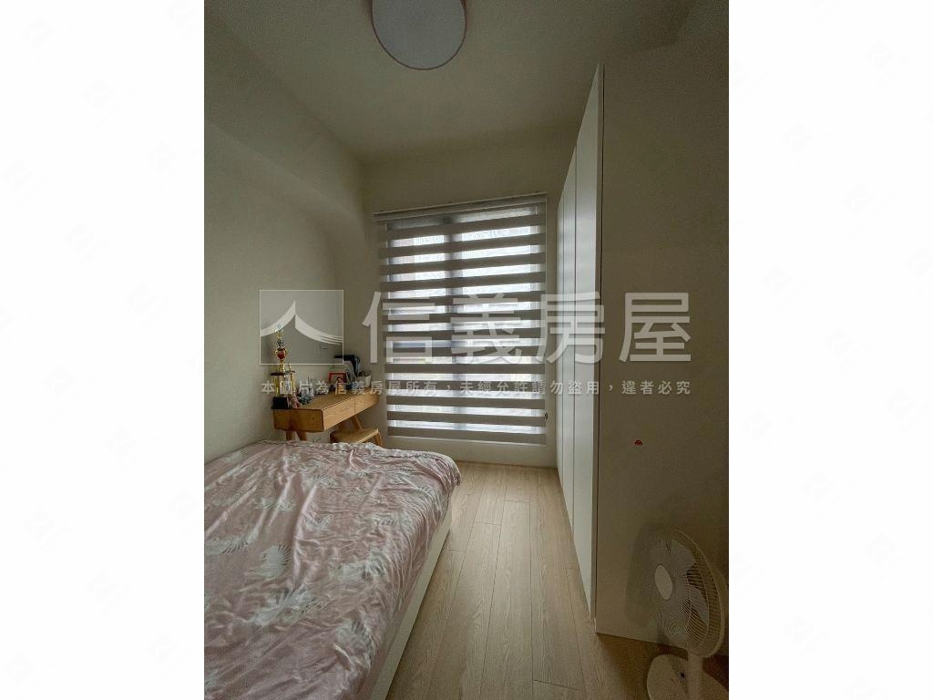 新家華家里人美三房房屋室內格局與周邊環境