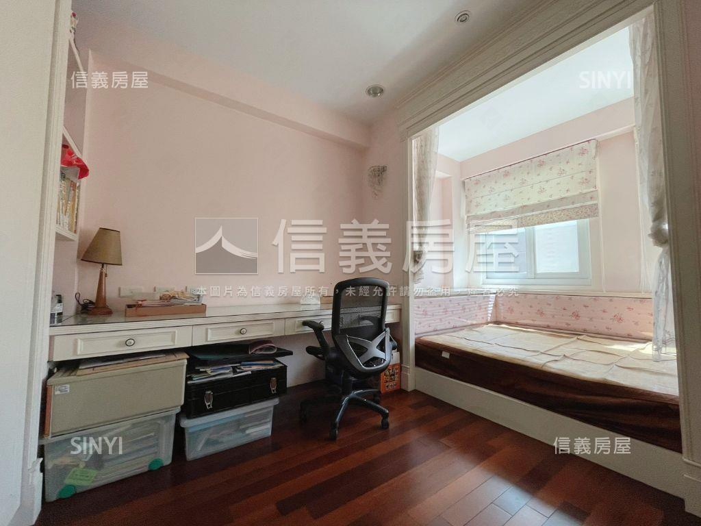 舊社國小旁大面寬透天房屋室內格局與周邊環境