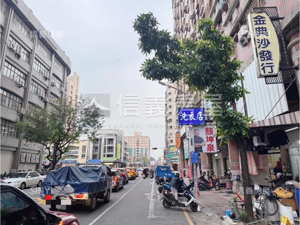 歡喜京城美三房平車房屋室內格局與周邊環境
