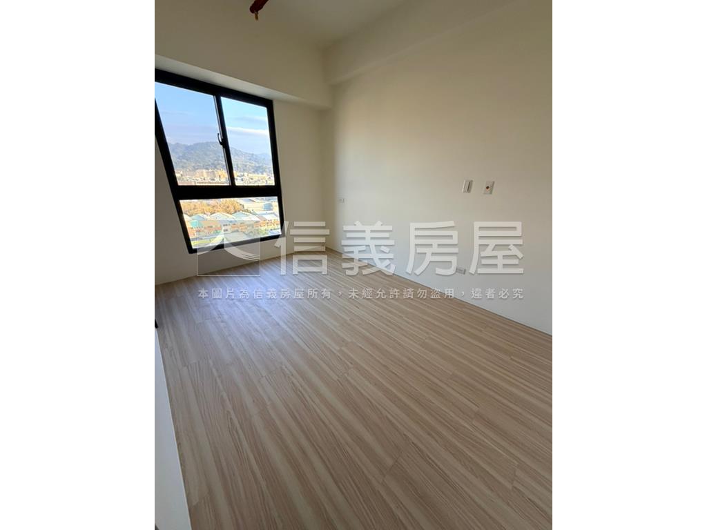 １２淳三房平車Ａ房屋室內格局與周邊環境