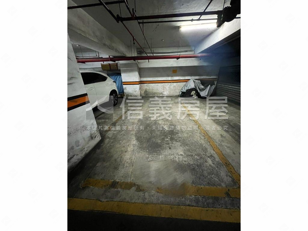 中平三房車位房屋室內格局與周邊環境
