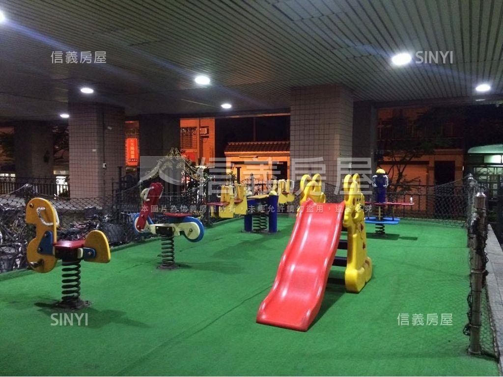 中平三房車位房屋室內格局與周邊環境