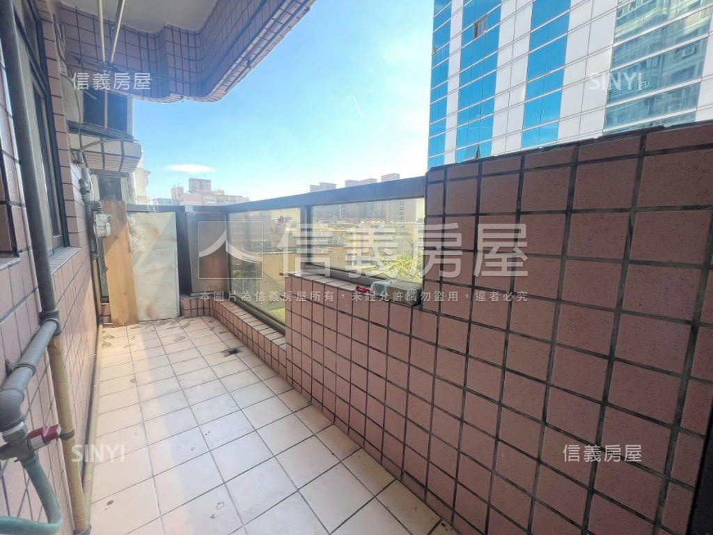 中平三房車位房屋室內格局與周邊環境