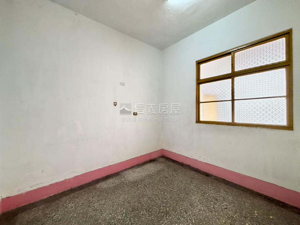 誠售★前路後巷邊間透天房屋室內格局與周邊環境