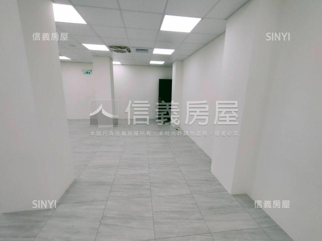 松仁路收租獨立出入口店辦房屋室內格局與周邊環境