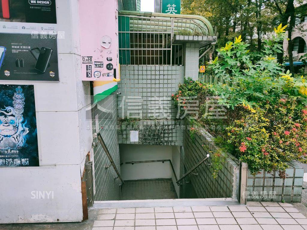 松仁路收租獨立出入口店辦房屋室內格局與周邊環境